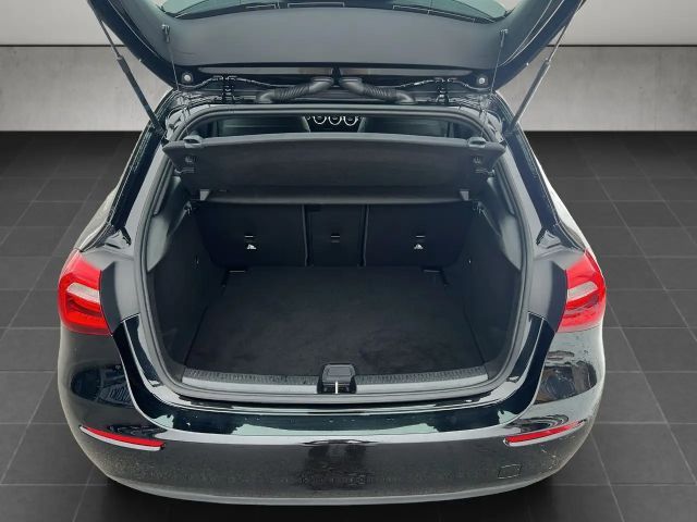 Mercedes-Benz A 180 A 180 d Hatchback Style