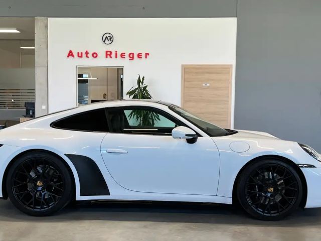 Porsche 911 4S Carrera Coupé