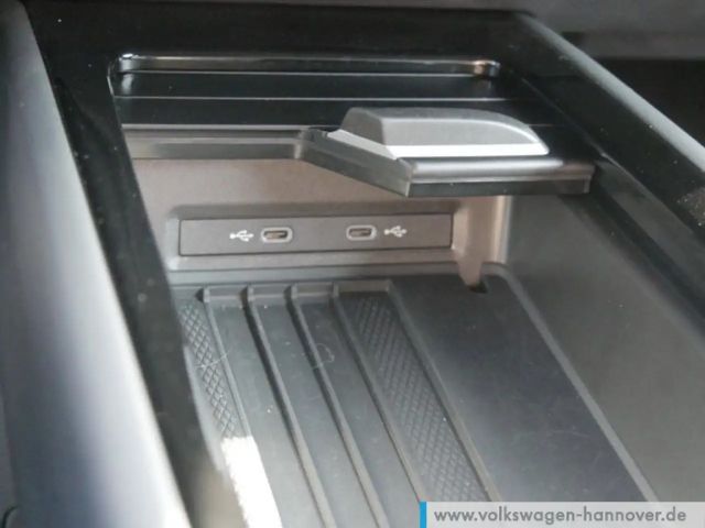 Volkswagen ID.7 IQ.Drive Pro