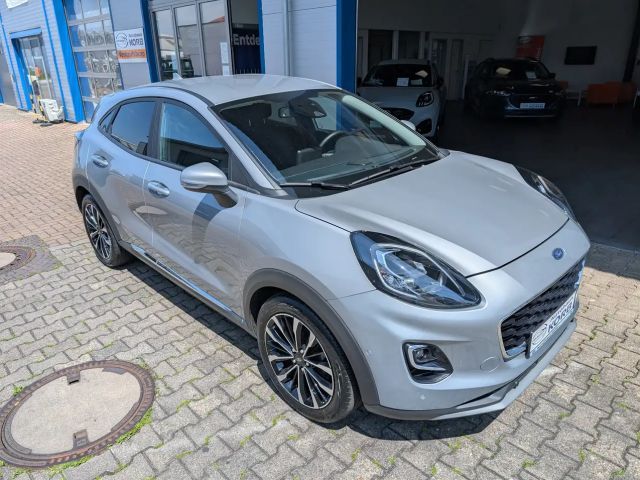 Ford Puma EcoBoost Titanium