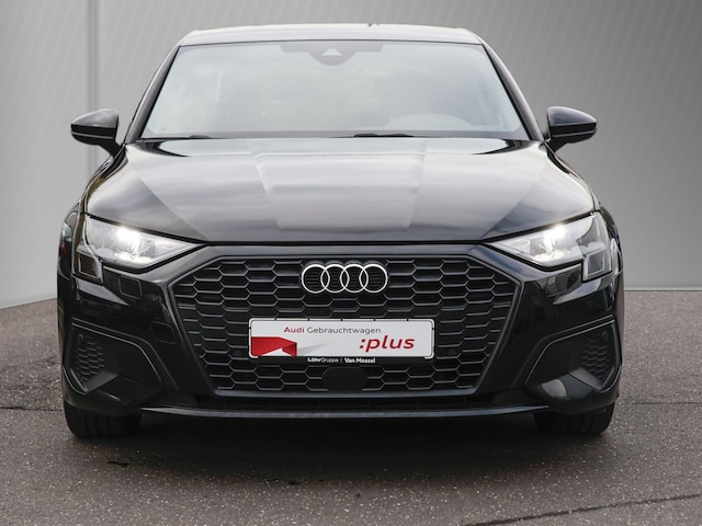 Audi A3 30 TFSI Sedan