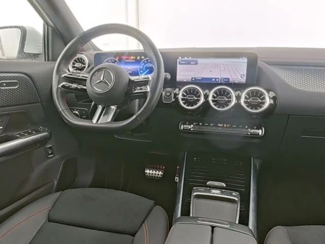 Mercedes-Benz EQA 350 4MATIC AMG Line