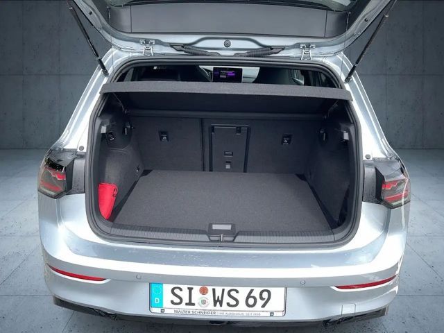 Volkswagen Golf DSG R-Line