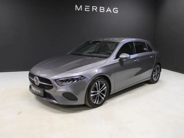 Mercedes-Benz A 200 A 200 d Progressive