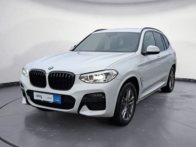 BMW X3 xDrive30e