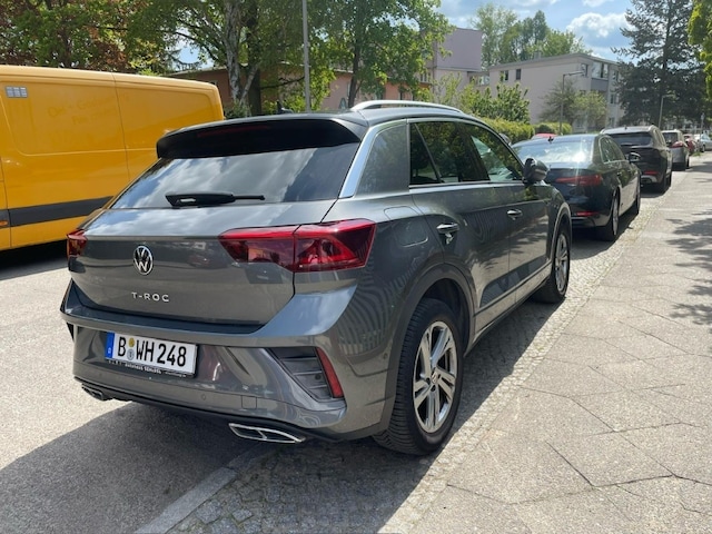 Volkswagen T-Roc 1.5 TSI R-Line Sportpaket StandHZG Navi Digitales Cockpit LED Blendfreies Fernl.