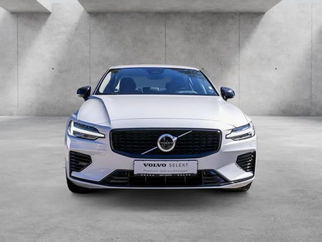 Volvo S60 AWD Dark Recharge Ultimate