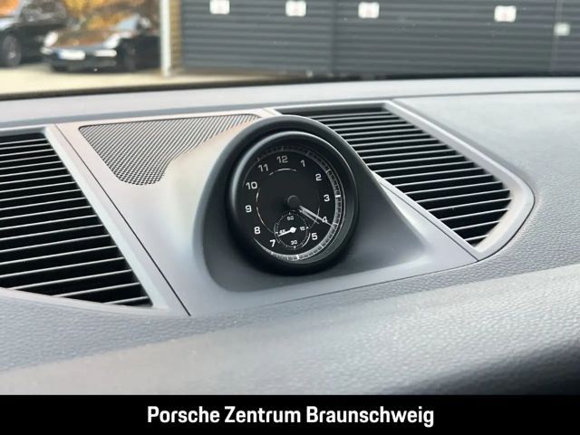 Porsche Macan BOSE Sportabgasanlage Panoramadach LED