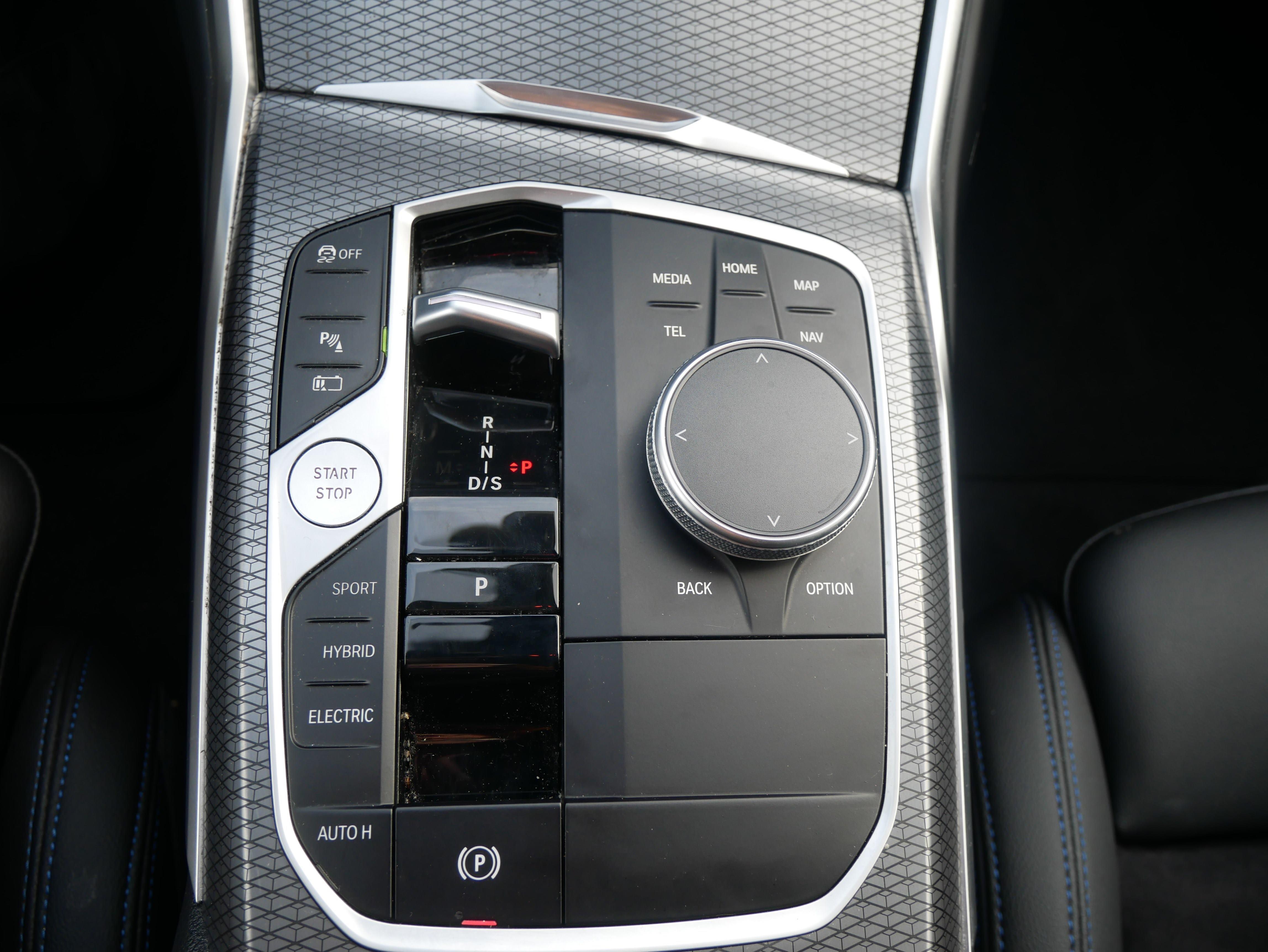 BMW 320 320e Touring