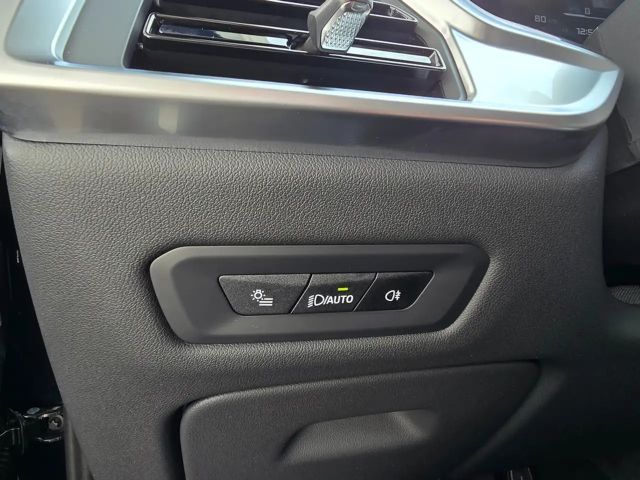 BMW X6 60i Komfortsitze*Standhzg*AHK*DAPro*PanoSky*