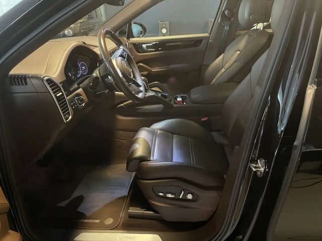 Porsche Cayenne Coupé E-Hybrid