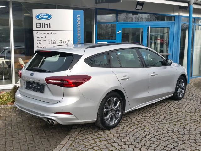 Ford Focus ST Line Wagon