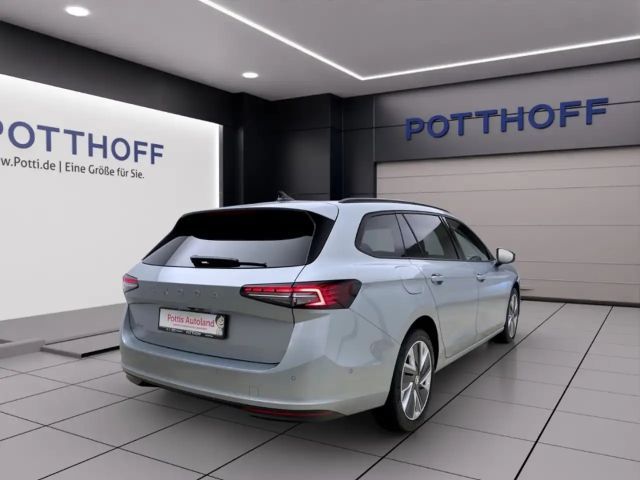 Skoda Superb 2.0 TDI Combi Selection