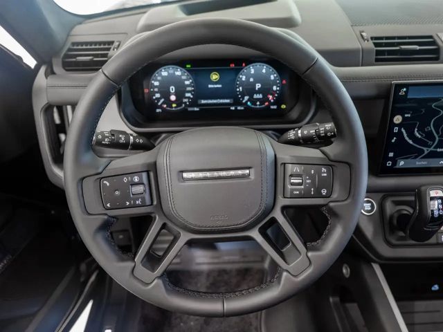 Land Rover Defender 110