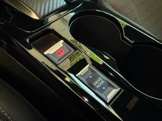 Peugeot E-2008 Allure Pack