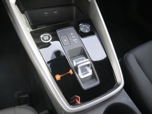 Audi A3 30 TFSI S-Tronic Sportback