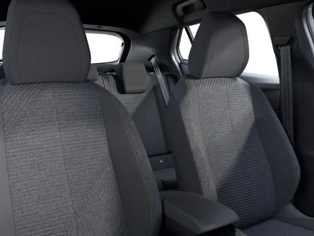 Peugeot E-2008 Style