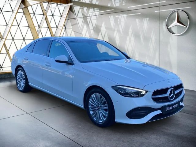 Mercedes-Benz C 180 AVANTGARDE Sedan