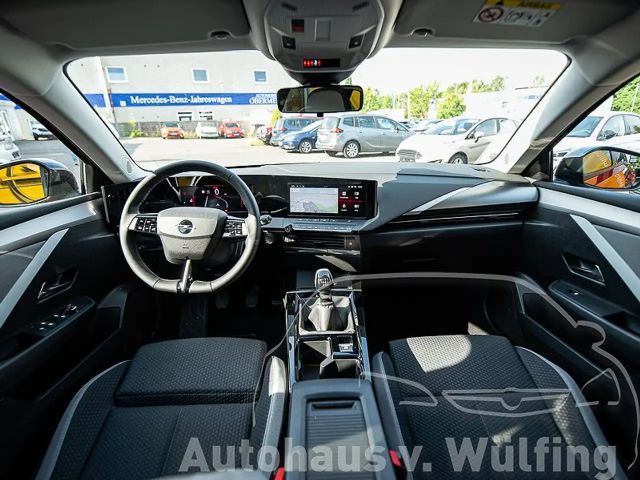 Opel Astra Enjoy Sports Tourer