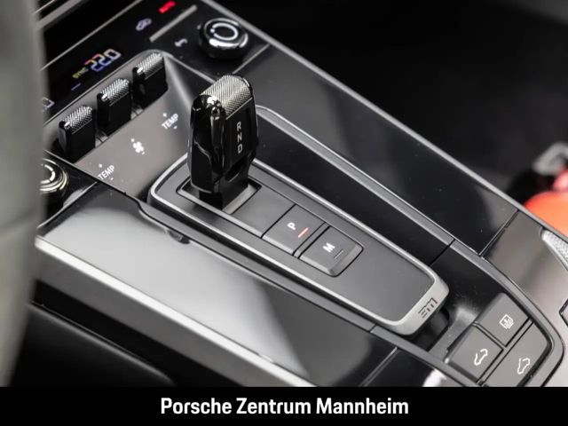 Porsche 992 Carrera Coupé