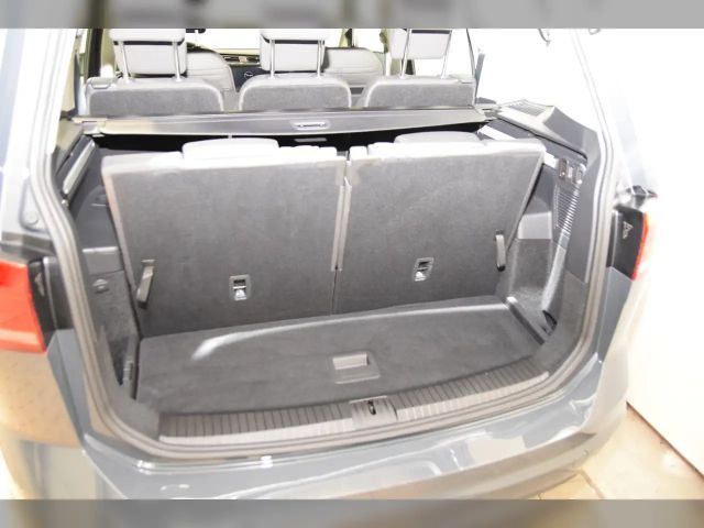 Volkswagen Touran DSG Highline