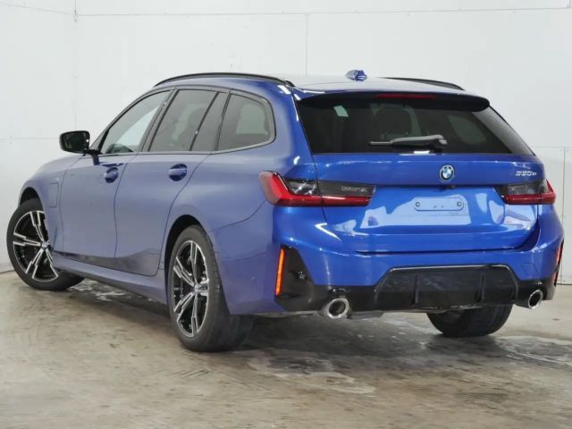 BMW 330 330e M-Sport Touring