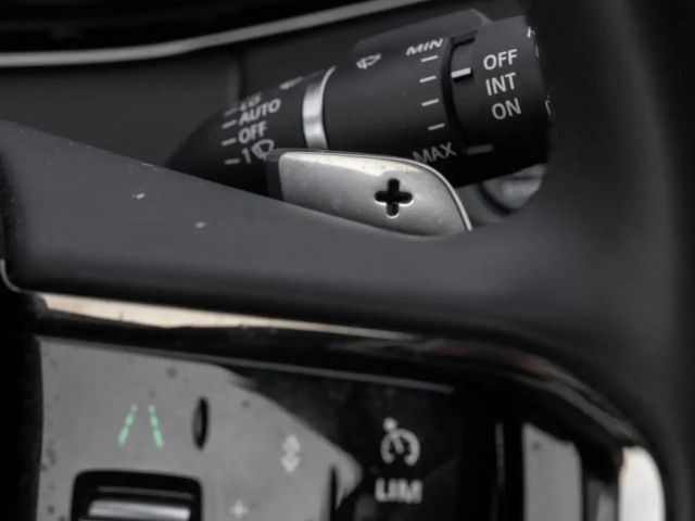 Land Rover Range Rover Evoque D200 Dynamic SE