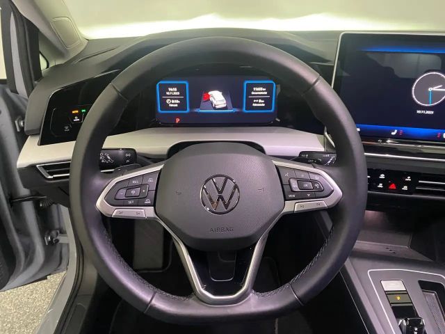 Volkswagen Golf Business DSG Variant