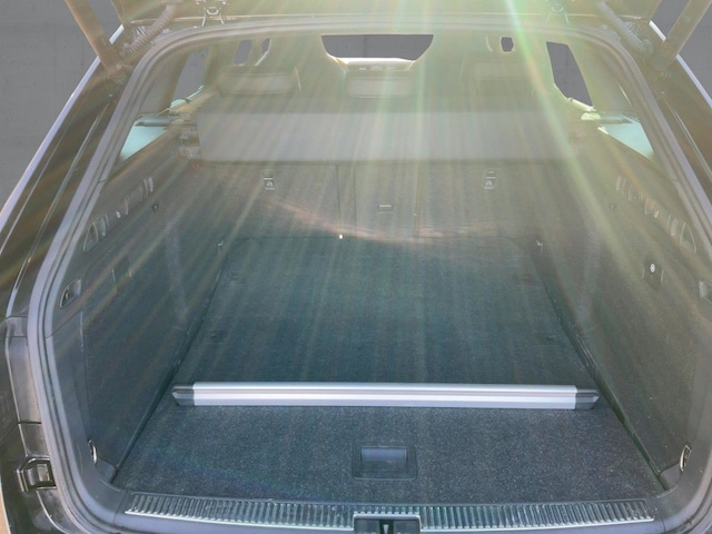 Skoda Superb 2.0 TDI Combi Sportline