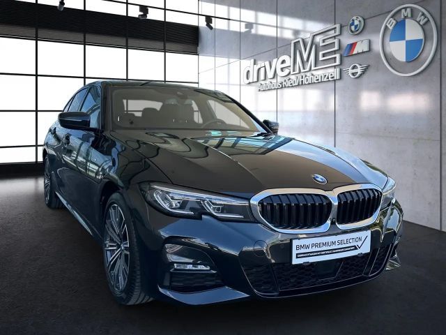 BMW 330 330e Sedan xDrive