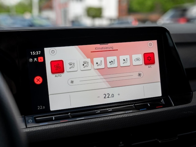 Volkswagen Golf 2.0 TSI