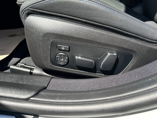 BMW 330 330i M-Sport Sedan