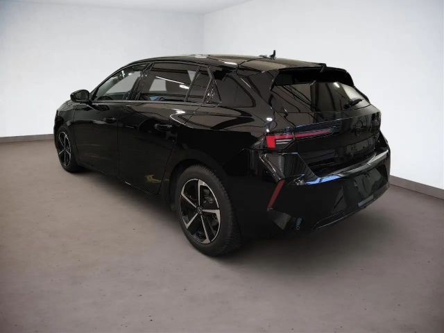 Opel Astra GS-Line Grand Sport