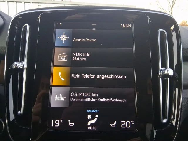 Volvo XC40 Dark Plus Recharge T5