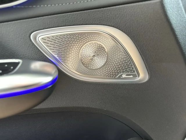 Mercedes-Benz EQE 300 Electric Art Sedan