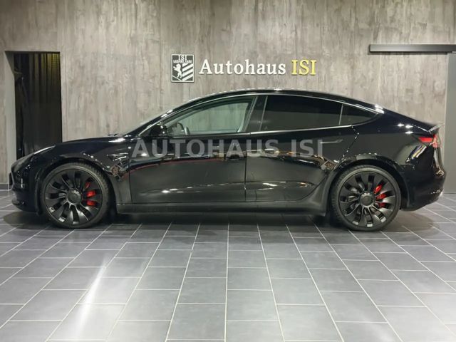 Tesla Model 3 AWD Performance