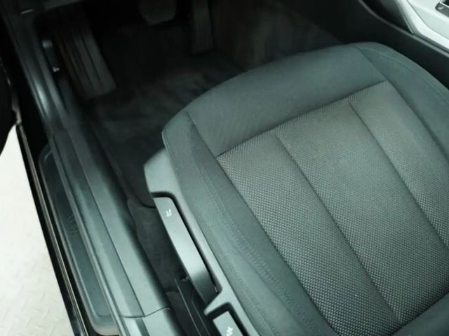 BMW 330 330i Advantage pakket Sedan