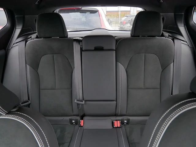 Volvo XC40 Plus Recharge