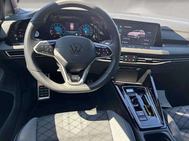 Volkswagen Golf 1.5 eTSI DSG R-Line Variant