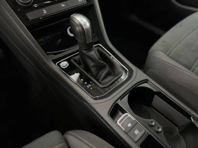 Volkswagen Touran 2.0 TDI Highline