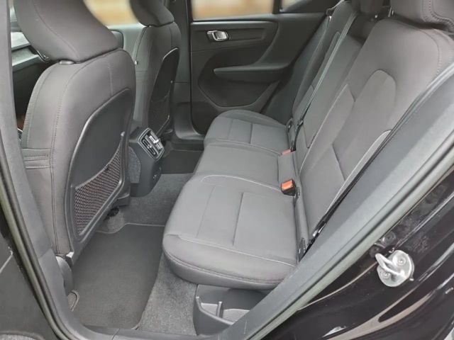 Volvo XC40 Core Recharge