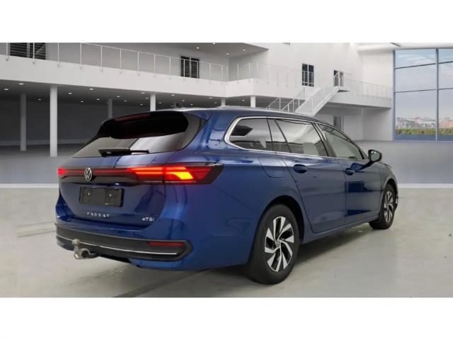 Volkswagen Passat 1.5 eTSI Business Variant