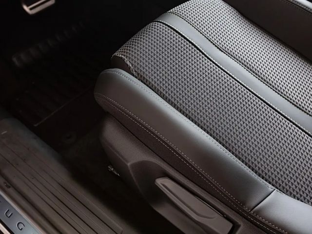 Peugeot E-2008 GT-Line