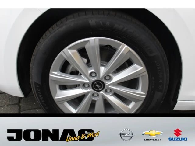 Opel Astra 1.2 Turbo Edition Sports Tourer