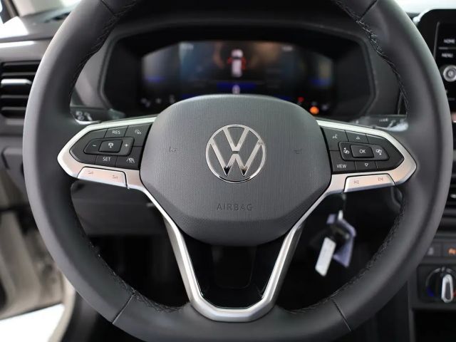 Volkswagen T-Cross 4Me TSI