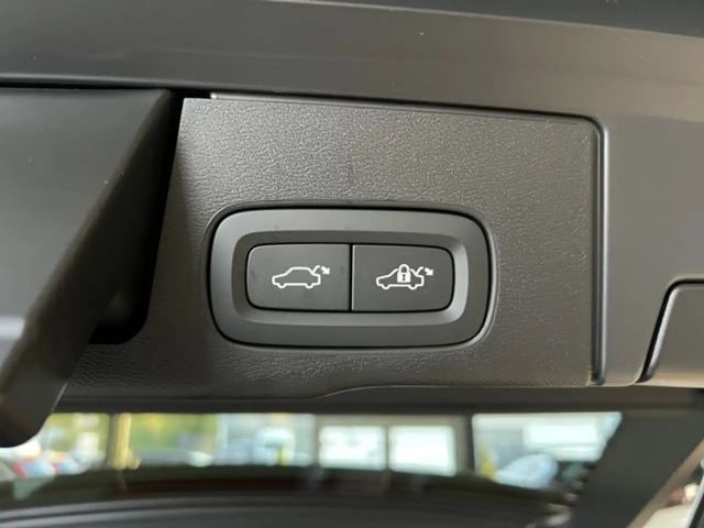 Volvo XC60 AWD Plus Recharge T6