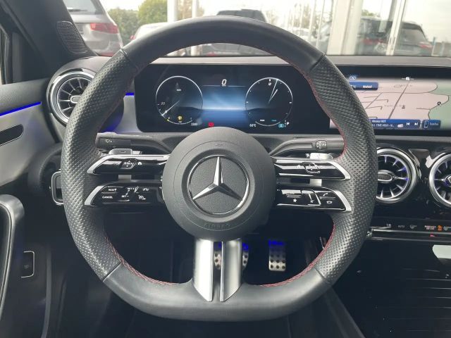 Mercedes-Benz A 200 AMG Line