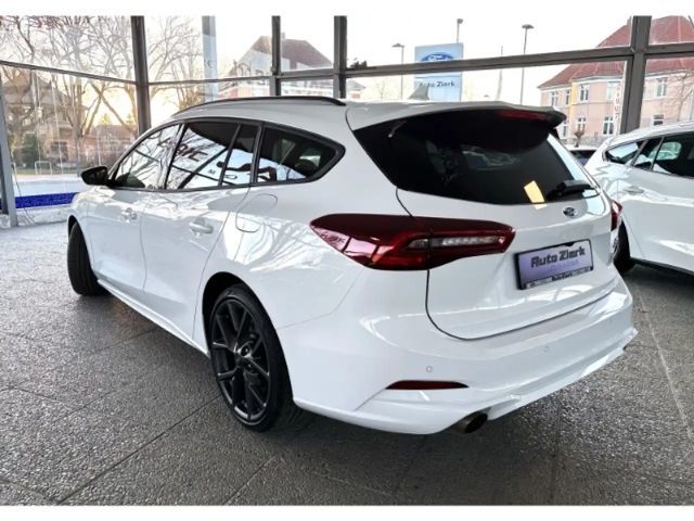Ford Focus EcoBoost ST Line Wagon