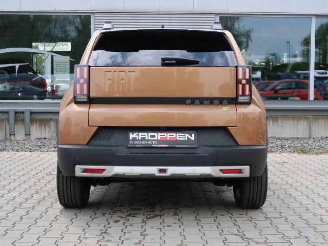 Fiat Grande Panda E La Prima