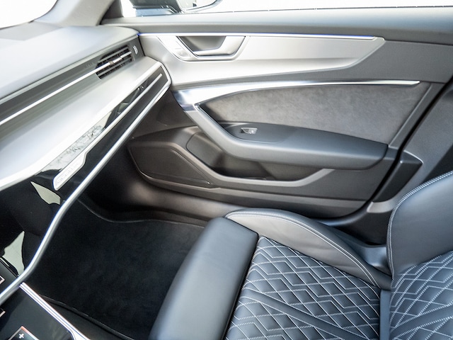 Audi S6 Quattro Sedan